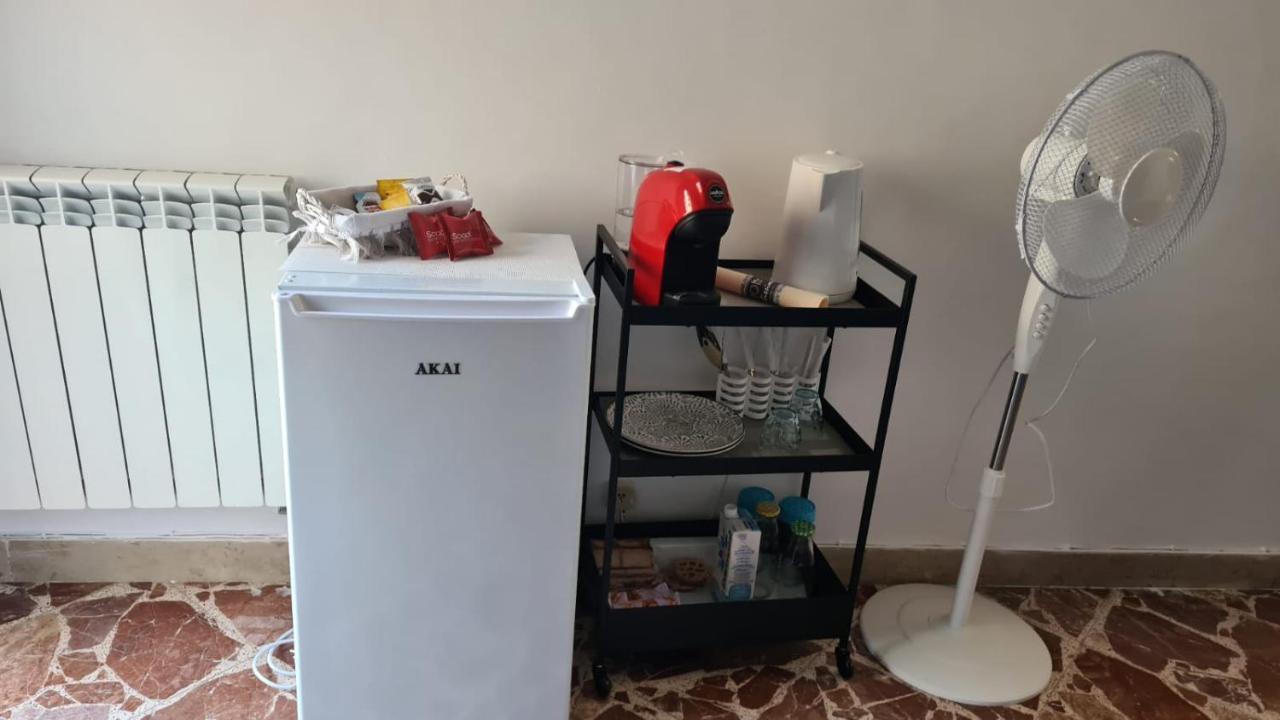 A Punta Terra Isnello Acomodação com café da manhã Exterior foto